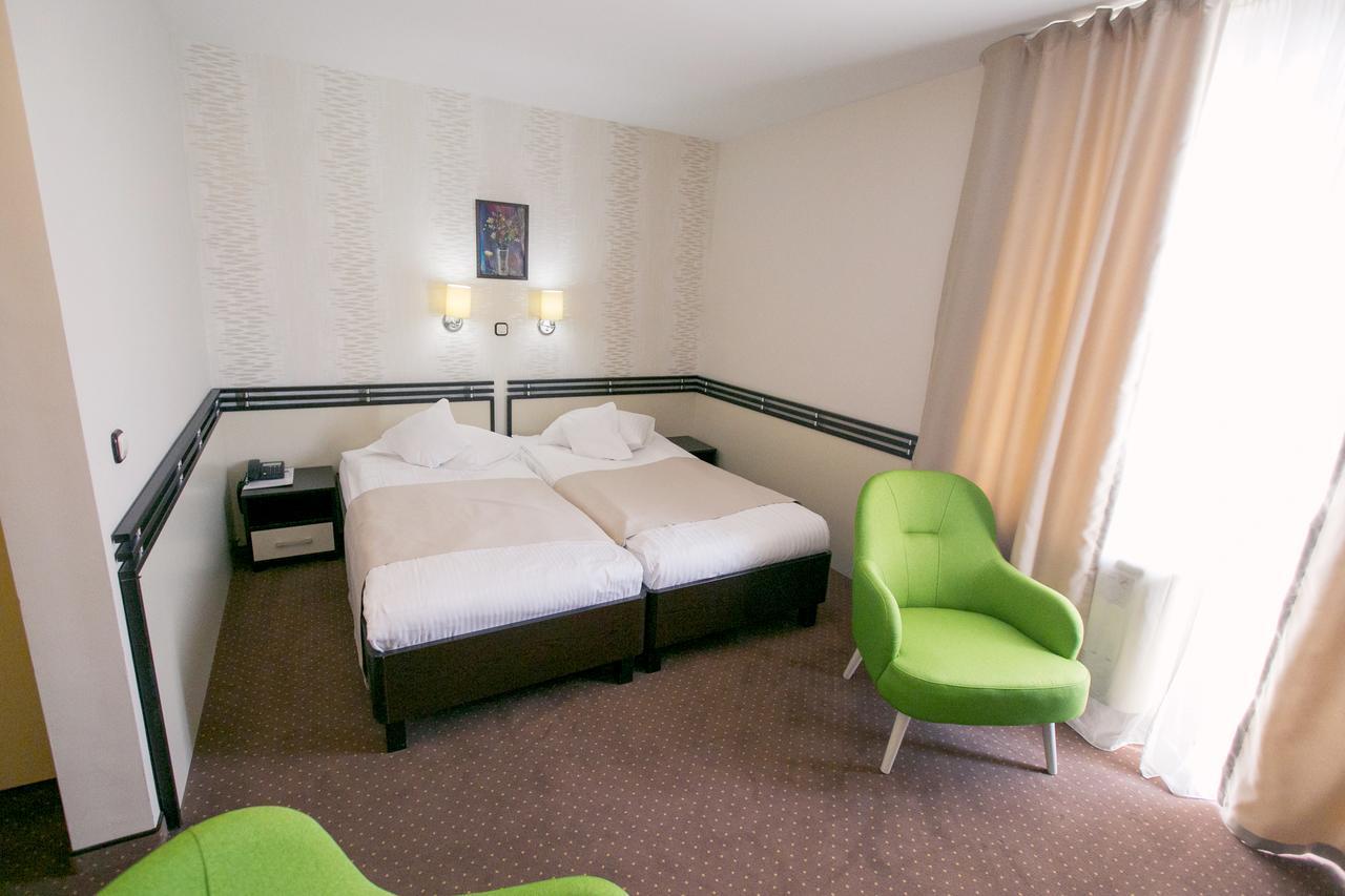 Hotel International Баиле Феликс Экстерьер фото